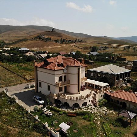 Tsaghkunq Guest House Севан Екстериор снимка