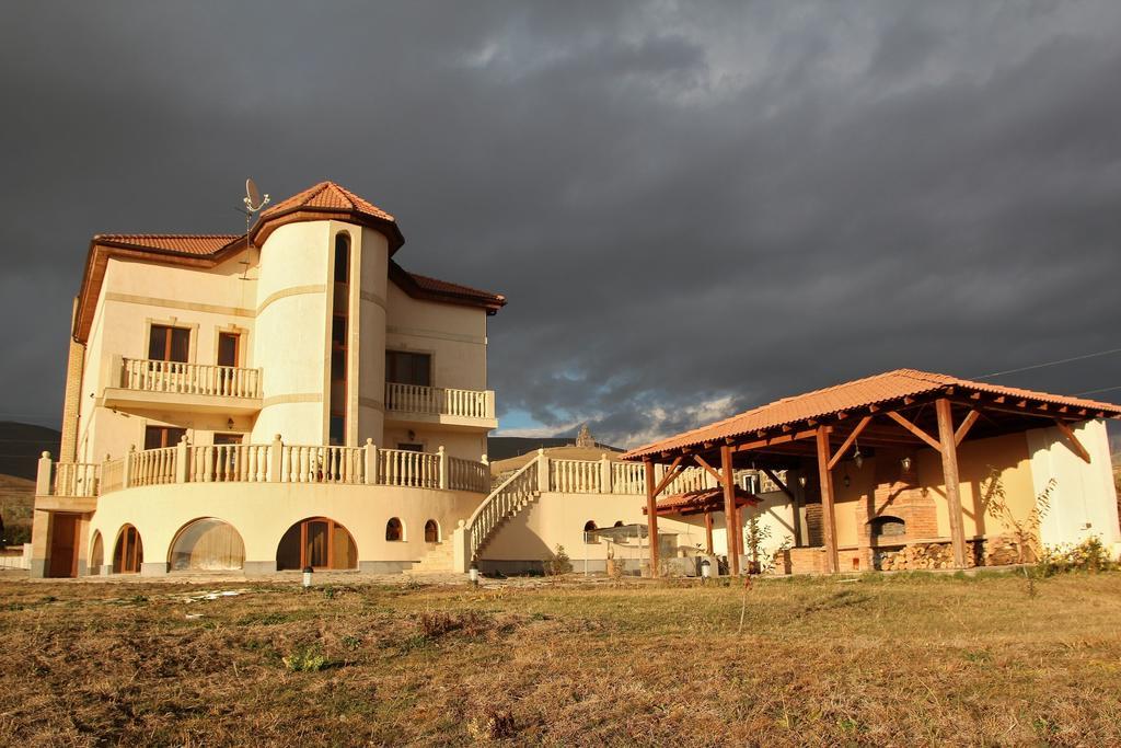 Tsaghkunq Guest House Севан Екстериор снимка