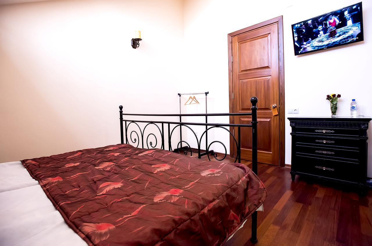 Tsaghkunq Guest House Севан Екстериор снимка